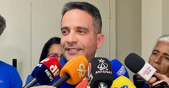 ‘Fico feliz porque vamos ter o prefeito da capital’, diz Paulo Dantas sobre possível ida de JHC para o PSB