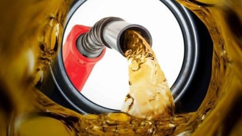 Gasolina baixa de preço nos postos a partir desta terça com corte da Petrobras
