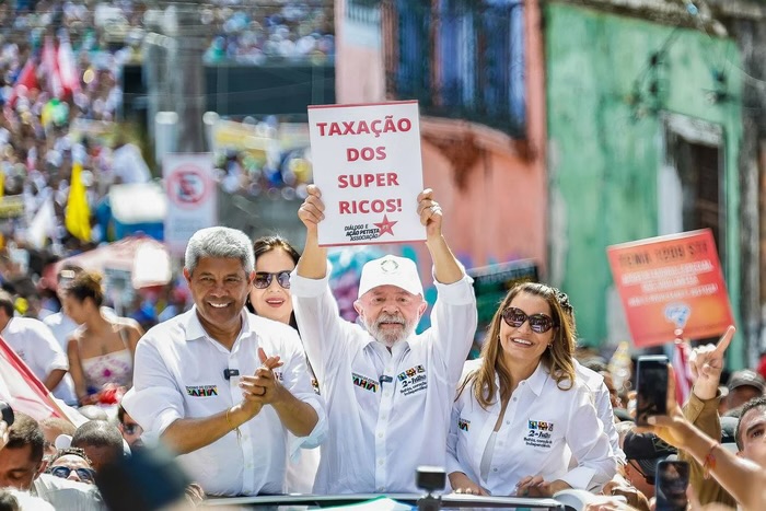 Em Salvador, Lula pede taxação dos super-ricos: “Justiça tributária”