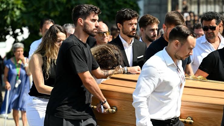FUNERAL DE DIOGO JOTA REUNE PERSONALIDADES DO FUTEBOL