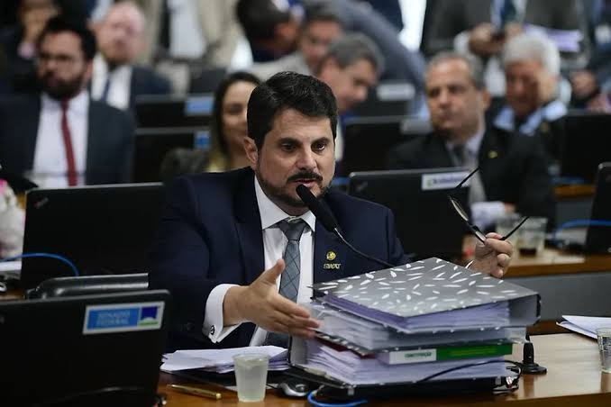 Marcos do Val e alvo de operação da PF e terá que colocar tornozeleira eletrônica