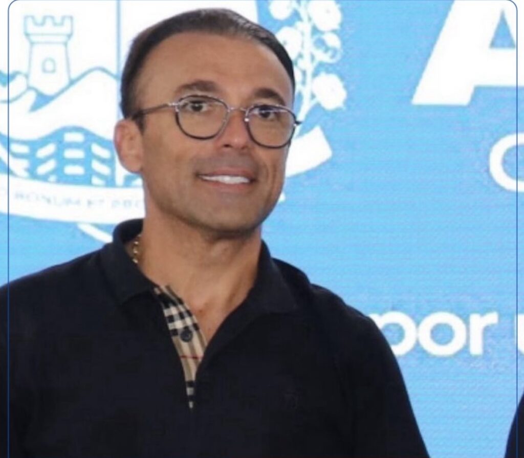 PREFEITO DE MAJOR IZIDORO PODE PERDER O CARGO APOS SE AUSENTAR DA CIDADE SEM PEDIR AUTORIZAÇÃO