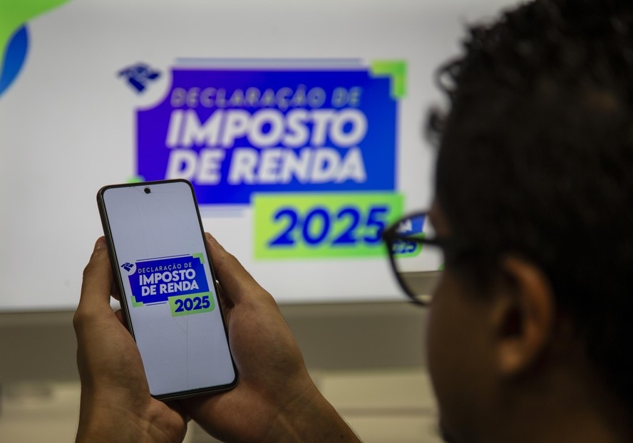 79% são a favor de isentar Imposto de Renda de quem ganha até R$ 5 mil, diz Quaest