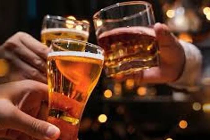 Abrasel desmente prefeitura de Maceió sobre interdição de bar por suspeita de intoxicação por metanol