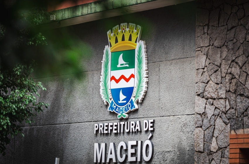Prefeitura de Maceió divulga cronograma de pagamento de salários para o final do ano