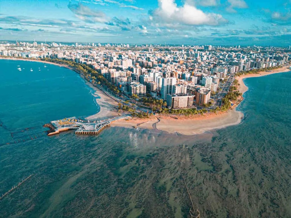 Maceió lidera ranking e ultrapassa Rio de Janeiro e Gramado como destino mais procurado do Brasil