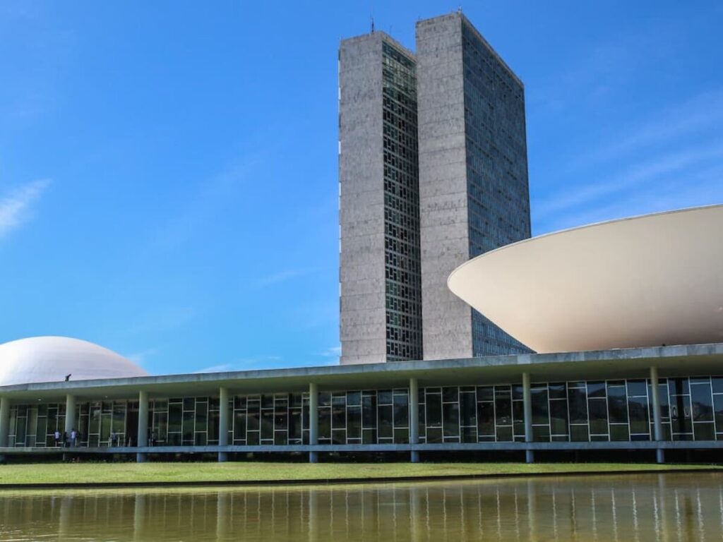 Congresso corta verba de universidades federais, que terão quase R$ 400 milhões a menos
