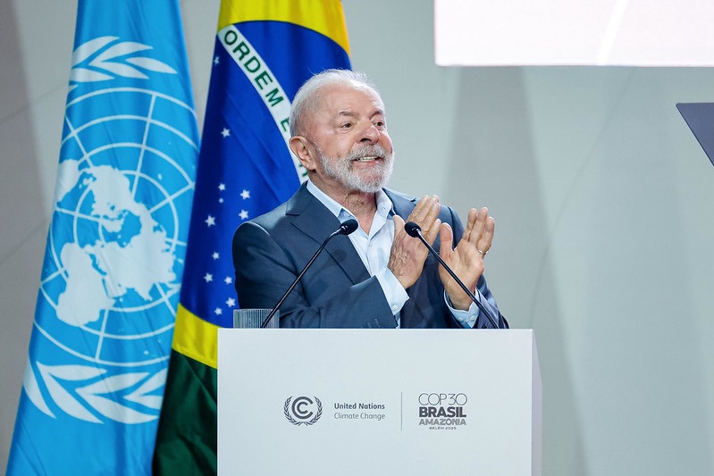 Lula publica decreto que aumenta o salário mínimo para R$ 1.621,00 a partir de 1° de janeiro