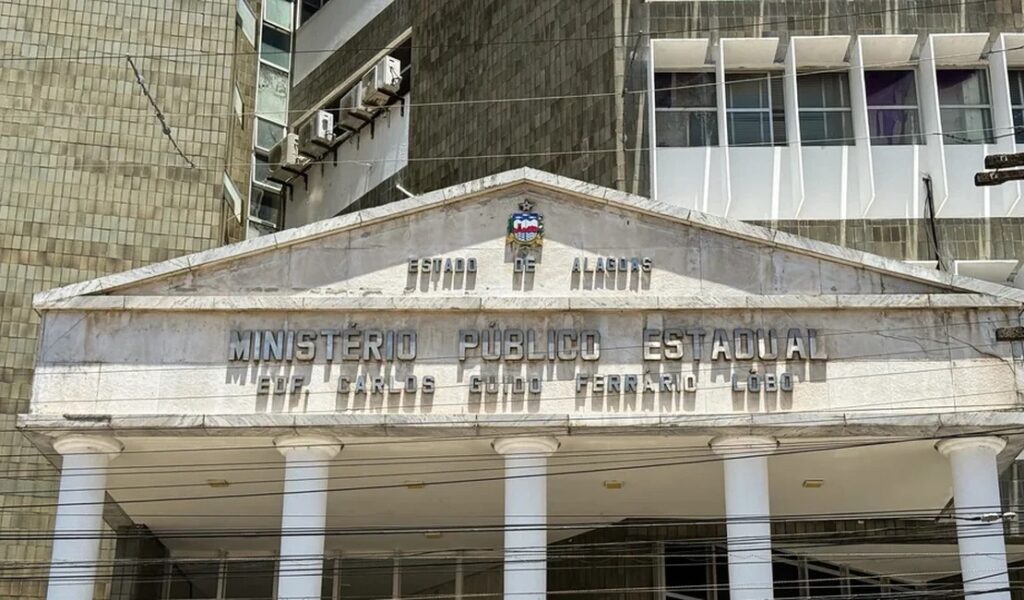 PREFEITOS DE ALAGOAS NÃO PODERÃO MAIS SACAR EMENDAS PARLAMENTARES EM DINHEIRO VIVO