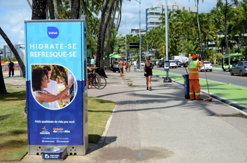 Maceió dispõe de estações de hidratação espalhadas em pontos estratégicos da capital