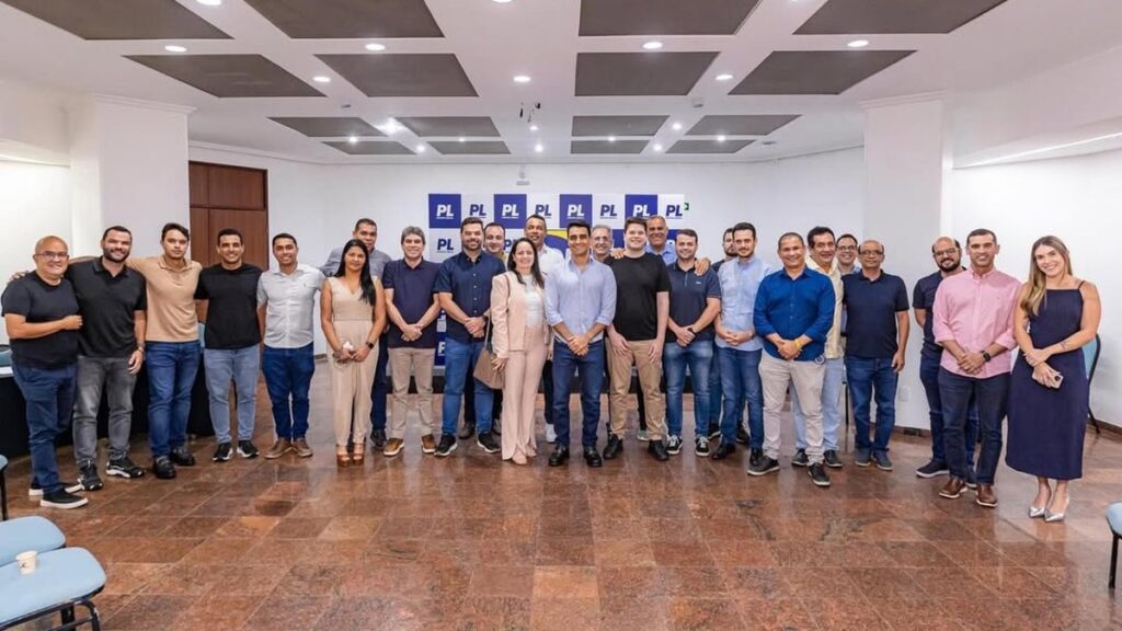 Reunião entre JHC e vereadores do PL é ‘sinal de alerta’ para disputa eleitoral