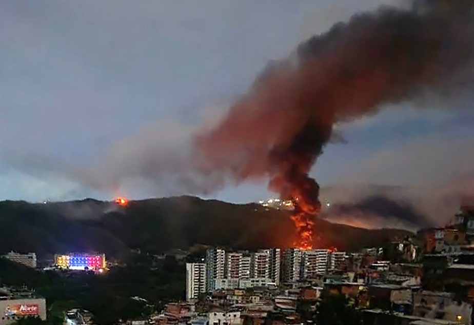 Bombardeios dos EUA contra a Venezuela mataram ao menos 40 pessoas, afirma o jornal New York Times