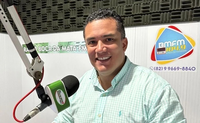 Prefeito veta funções gratificadas e impõe fim dos contratos temporários