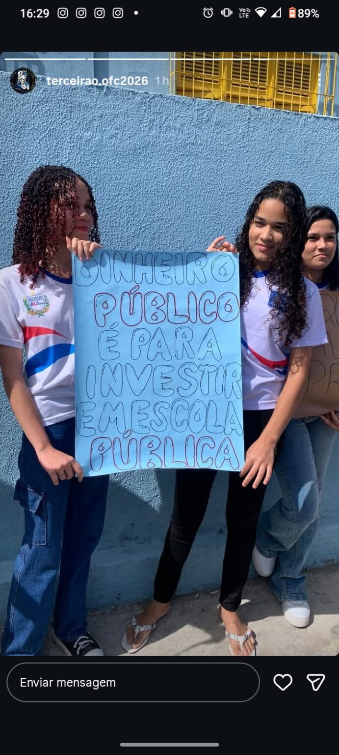 ESTUDANTES DE ESCOLAS ESTADUAIS DENUNCIAM CONDIÇÕES PRECÁRIAS E COBRAM DA EDUCAÇÃO MELHORIAS NA INFRAESTRUTURA