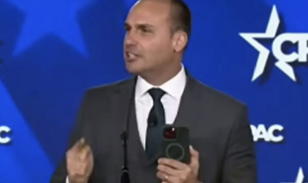 MORAES COBRA EXPLICAÇÕES DE BOLSONARO APÓS VÍDEO DE EDUARDO NOS EUA.