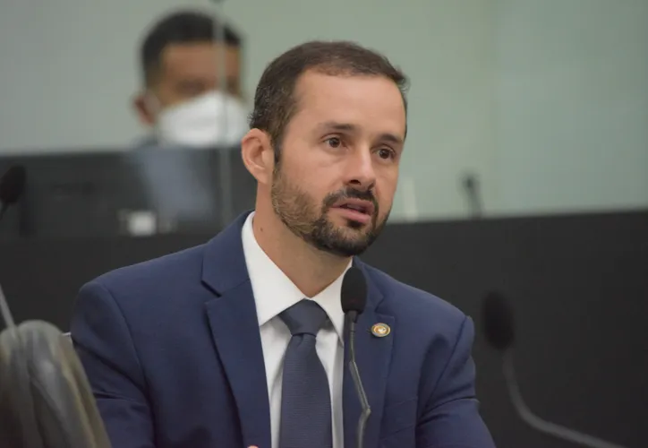 DEPUTADO BRUNO TOLEDO É ELEITO CONSELHEIRO DO TRIBUNAL DE CONTAS DE ALAGOAS.