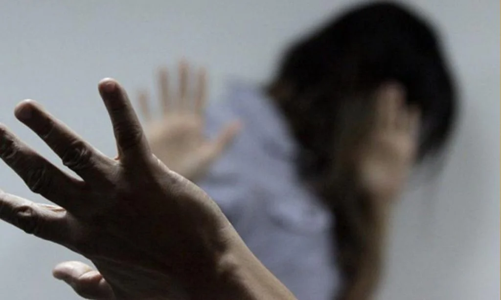 FUNCIONÁRIOS PODERÃO SER DEMITIDOS POR JUSTA CAUSA EM CASO DE VIOLÊNCIA CONTRA A MULHER MESMO FORA DO TRABALHO