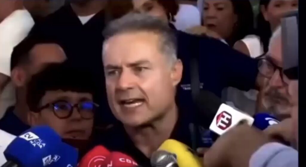 RENAN FILHO EVITA COMENTAR POSSÍVEL EMBATE CONTRA ALFREDO GASPAR NAS ELEIÇÕES