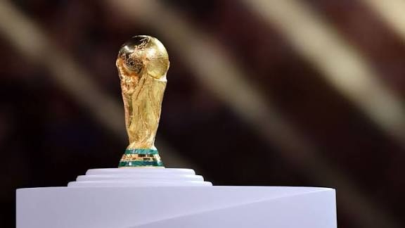 COPA DO MUNDO É “GRANDE DEMAIS” PARA SER ADIADA POR GUERRA, DIZ DIRETOR DA FIFA