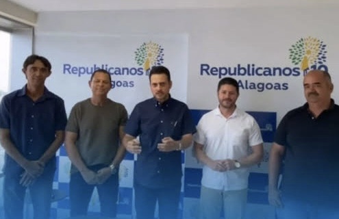 Grupo assume desafio de pedir votos para Nivaldo Albuquerque em União dos Palmares