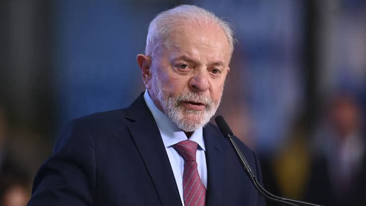 Lula recebe alta após passar por procedimentos médicos em São Paulo