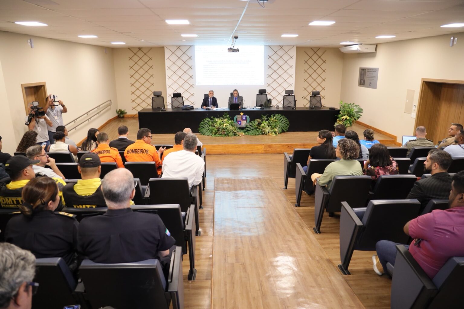 MPAL estabelece regras e firma TAC com poder público, órgãos de segurança, fiscalização e empresários para o São João de Maceió