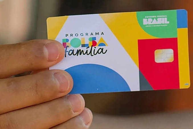 Mais de 5,4 milhões de famílias deixam o Bolsa Família após melhora na renda