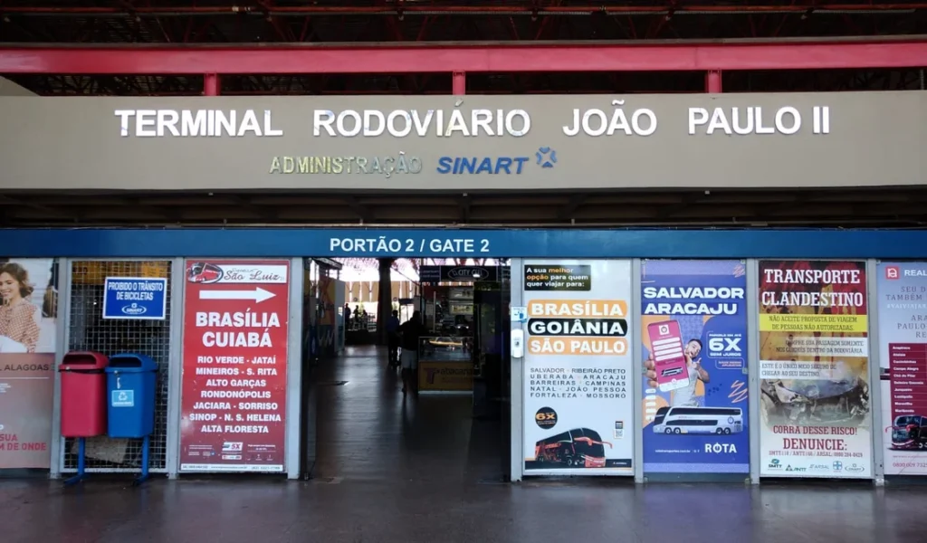 ABSURDO NA RODOVIÁRIA DE MACEIÓ: PASSAGEIROS SÃO OBRIGADOS A PAGAR R$ 3,50 PARA USAR BANHEIRO E BANHO CUSTA R$ 18.50.