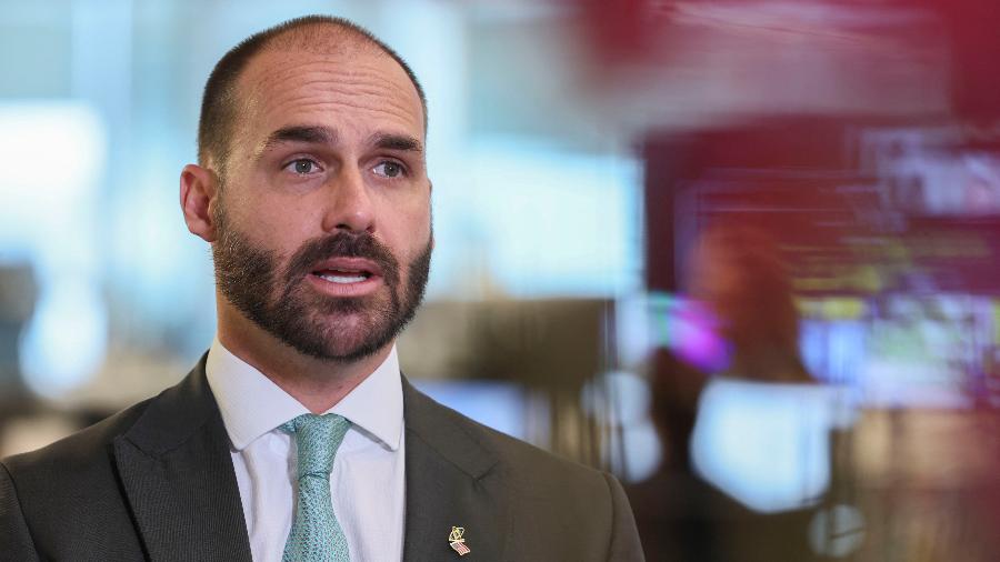 EDUARDO BOLSONARO É CONDENADO A 4 ANOS E 2 MESES DE PRISÃO E FICARÁ INELEGÍVEL ATÉ 2038.