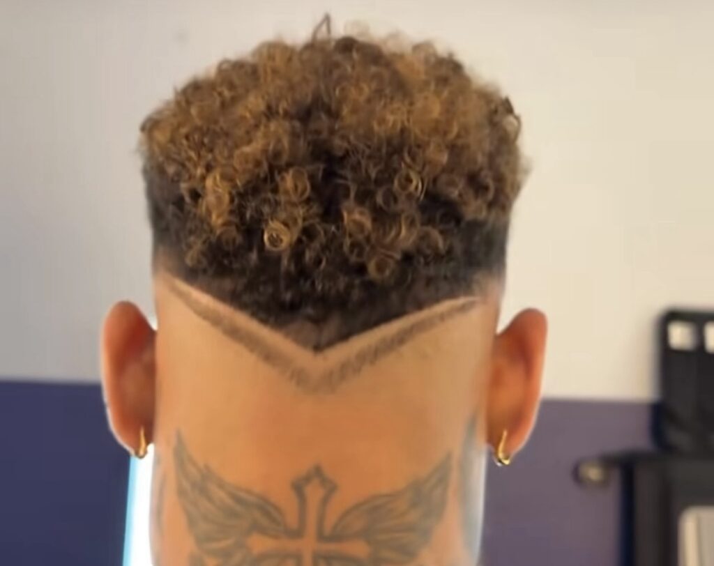 NA RÉGUA! NEYMAR JR. SURGE COM NOVO CORTE DE CABELO