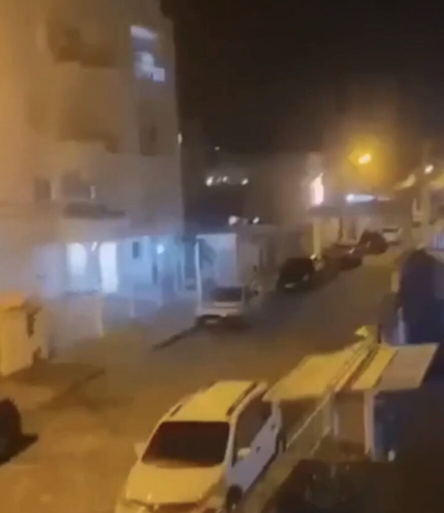 Forte terremoto atinge Afeganistão e Paquistão; moradores deixam casas em pânico