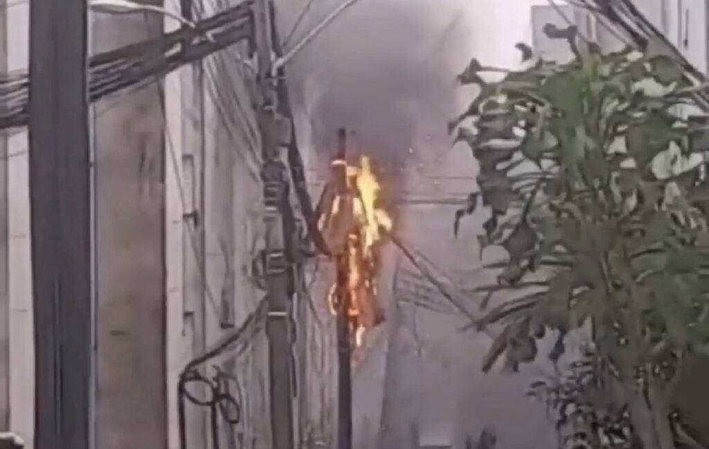 Rede elétrica pega fogo e assusta moradores no Conjunto Vale Bentes, em Maceió – Alagoas