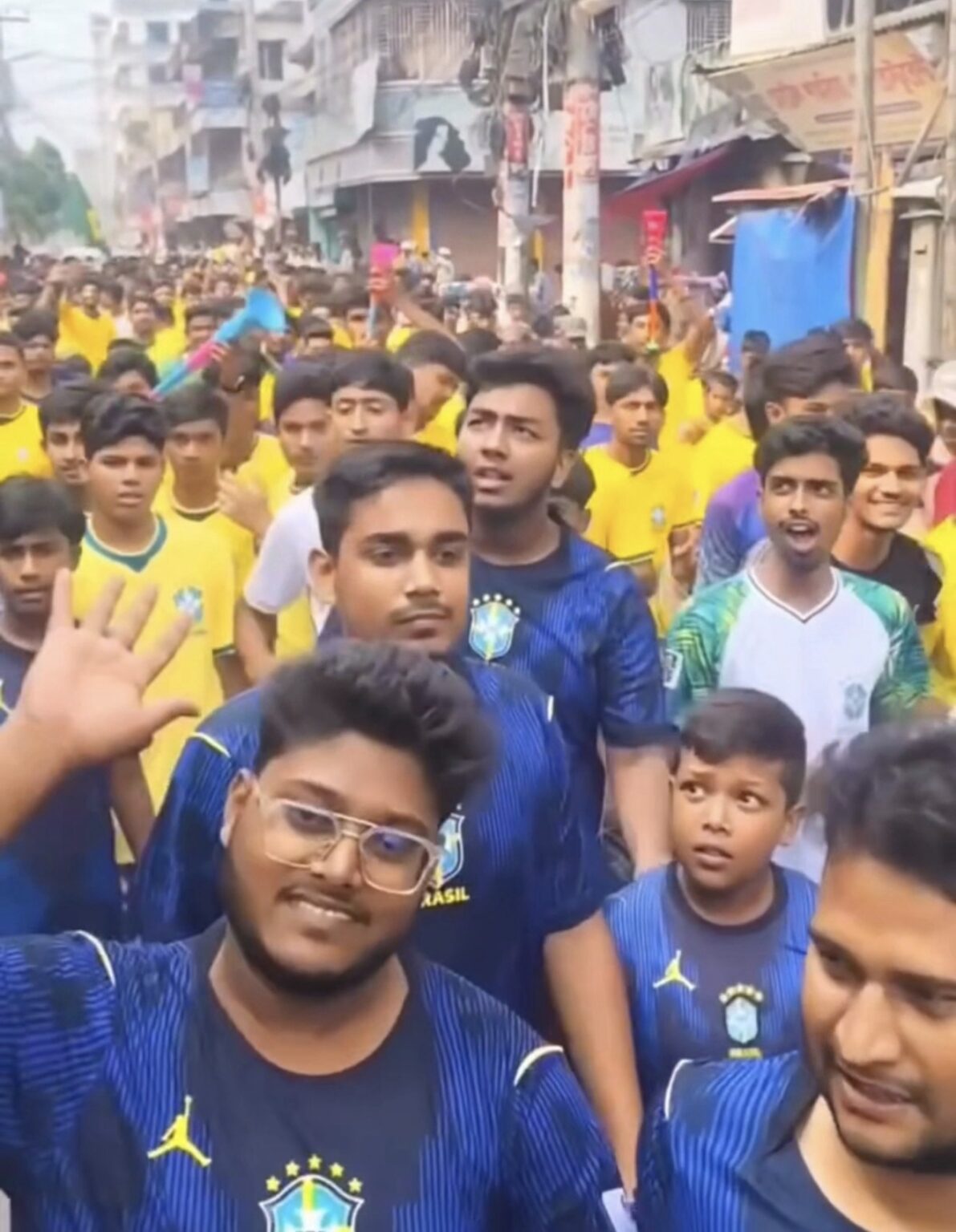 Não é no Brasil, é Vanuatu, na Oceania! A torcida já está pronta para a Copa do Mundo