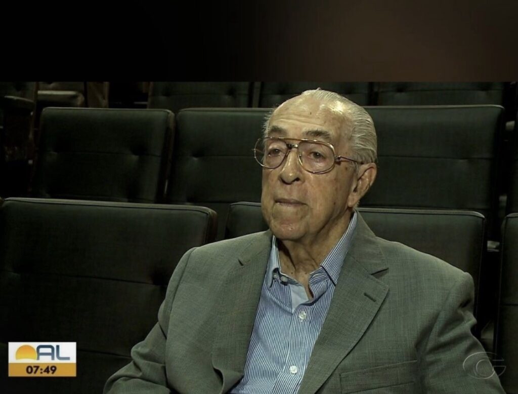 Dr. Milton Hênio passa por cirurgia após sangramento cerebral e segue internado na UTI
