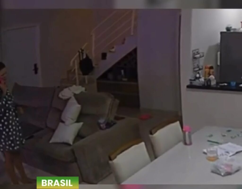 FAMÍLIA REGISTRA MOMENTO EMOCIONANTE DO ANÚNCIO DO TRANSPLANTE PARA A FILHA