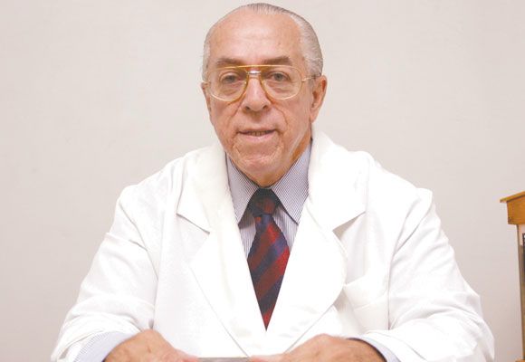 DR. MILTON HÊNIO RECEBE ALTA HOSPITALAR E SEGUIRÁ TRATAMENTO EM CASA