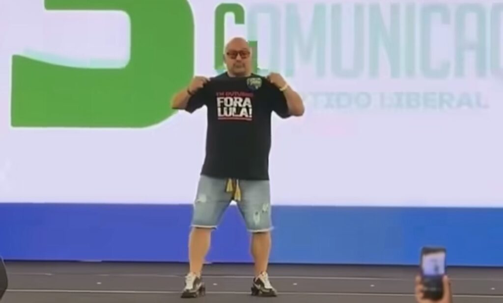 APRESENTAÇÃO DE DANÇA EM EVENTO DO PL VIRALIZA NA WEB