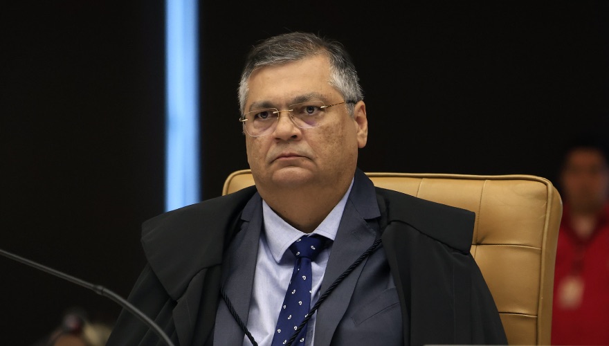 SOB SUSPEITA DE DESVIO, FLÁVIO DINO BLOQUEIA R$ 119 MILHÕES DE VALDEMAR DA COSTA NETO, PRESIDENTE DO PL