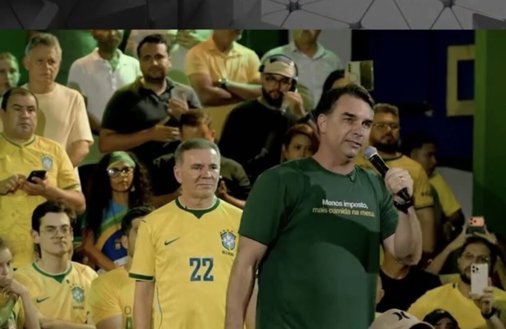 FLÁVIO DIZ QUE GOVERNO LULA USA PF PARA “PERSEGUIR OPOSIÇÃO”