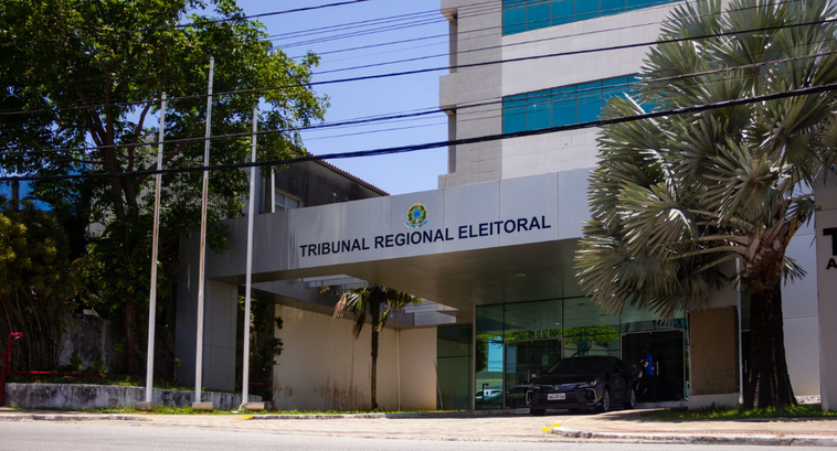 TRE determina remoção de conteúdos e suspende divulgação de pesquisa eleitoral durante plantão judicial