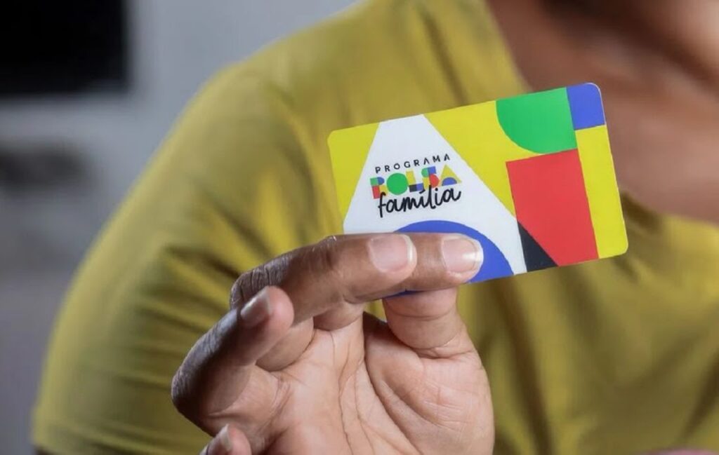 Bolsa Família: beneficiários ocuparam 91% dos empregos criados em 2025