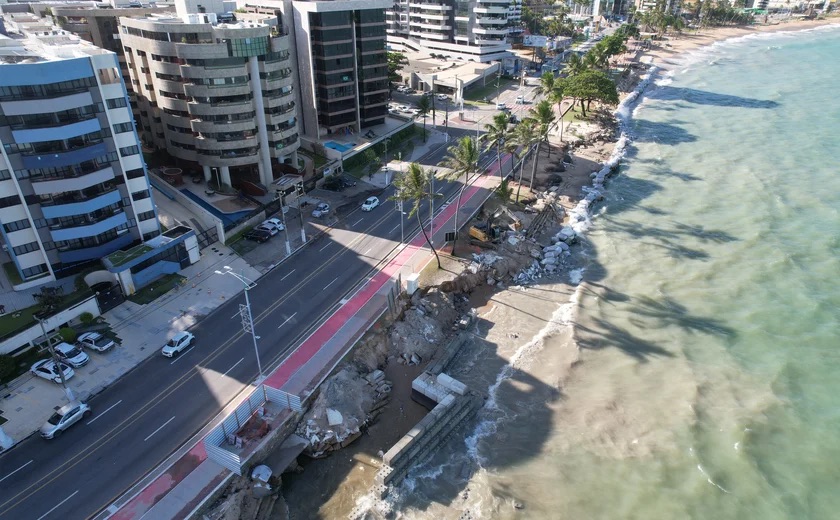 POLÊMICA | Mudanças na orla de Maceió dividem opiniões; comerciantes alegam que foram prejudicados