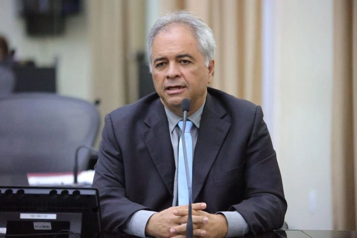 “Gênio” da matemática eleitoral, o verde Silvio Camelo pode ficar sem mandato