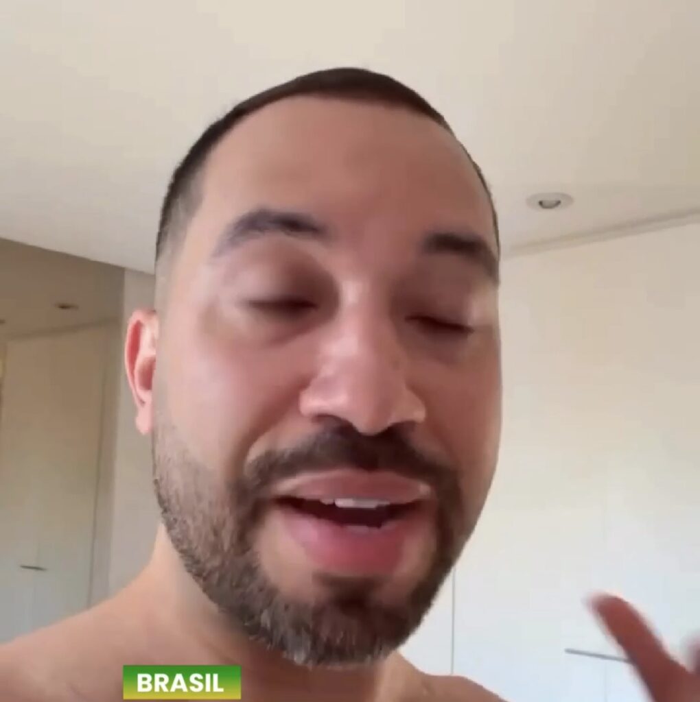 GIL DO VIGOR RELATA O CONSTRANGIMENTO SOFRIDO PELA MÃE AO COMPRAR VINHO