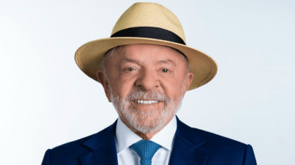 MPE não vê irregularidade em foto de Lula com chapéu