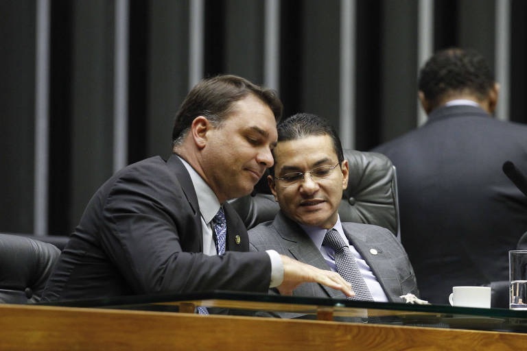 Republicanos confirma neutralidade nas eleições e não vai compor chapa com Flávio Bolsonaro