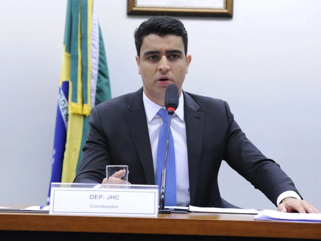 JHC recua e não deve aceitar esposa de Gaspar como vice