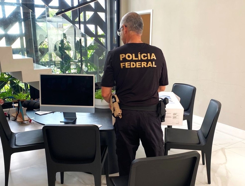 OPERAÇÃO DA PF CONTRA LAVAGEM DE DINHEIRO CUMPRE 25 MANDADOS EM 4 ESTADOS E BLOQUEIA R$ 316 MILHÕES