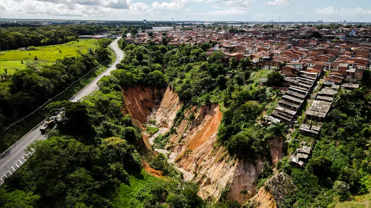“VOÇOROCA DO CLIMA BOM”: DNIT MANTÉM ESTADO DE EMERGÊNCIA NABR-316