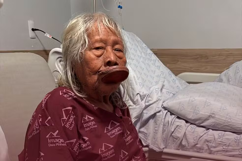 DIAGNOSTICADO COM CÂNCER CACIQUE RAONI , DE 94 ANOS , RECEBE CUIDADOS PALIATIVOS EM MATO GROSSO